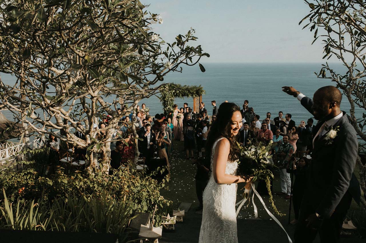 cliff top wedding bali